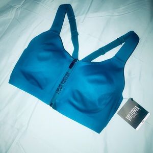 NEW Victoria’s Sport Incredible Knockout Ultra Max